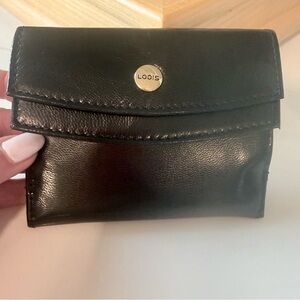 Lodi’s tri fold wallet